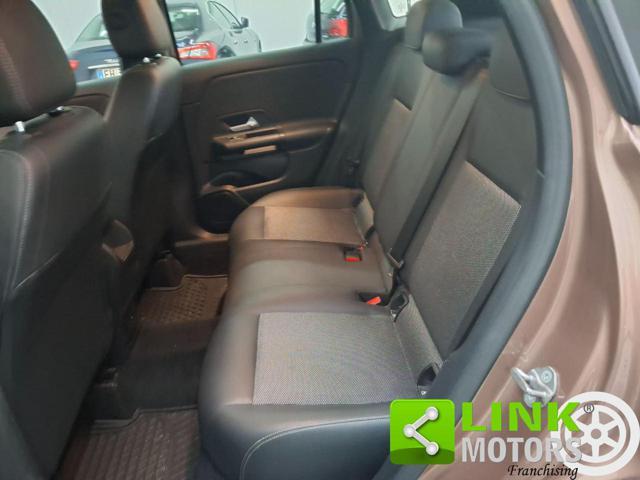 MERCEDES-BENZ GLA 180 d Automatic Business GARANZIA INCLUSA