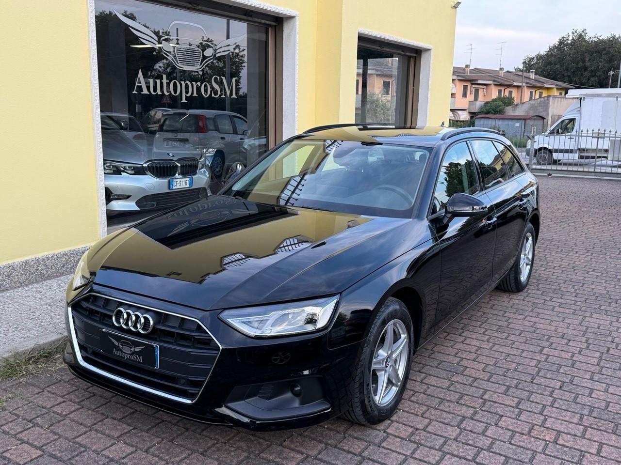 Audi A4 Avant 30 TDI/136 CV S tronic PREZZO REALE