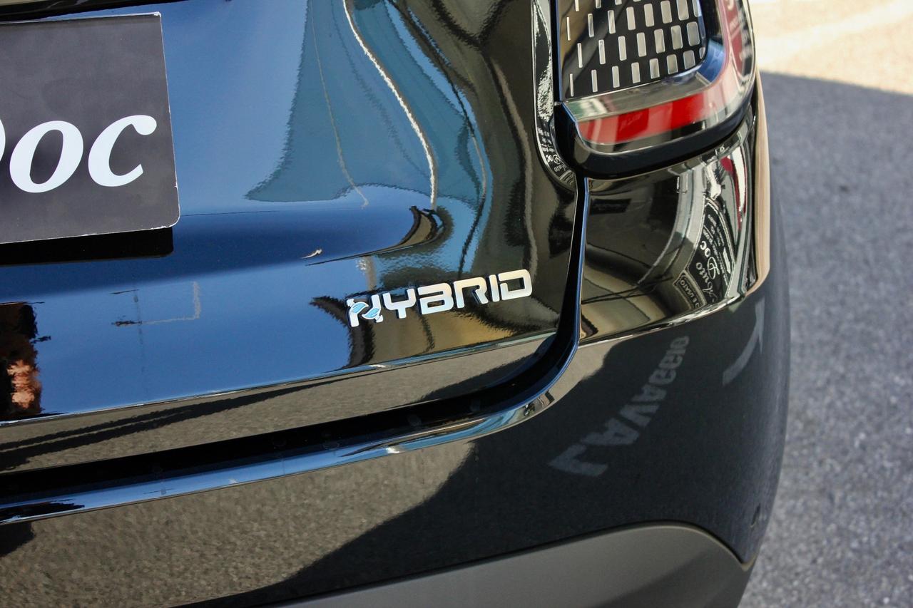 Fiat 600 1.2 HYBRID ICON 145CV PADDLE AL VOLANTE APPLE CAR PLAY