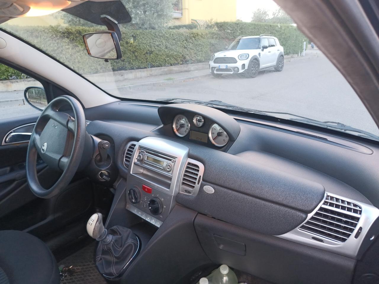 Lancia Ypsilon 1.2 Oro