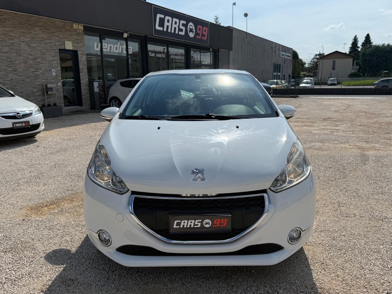 Peugeot 208 1.2 VTi 82 CV 3 porte Allure