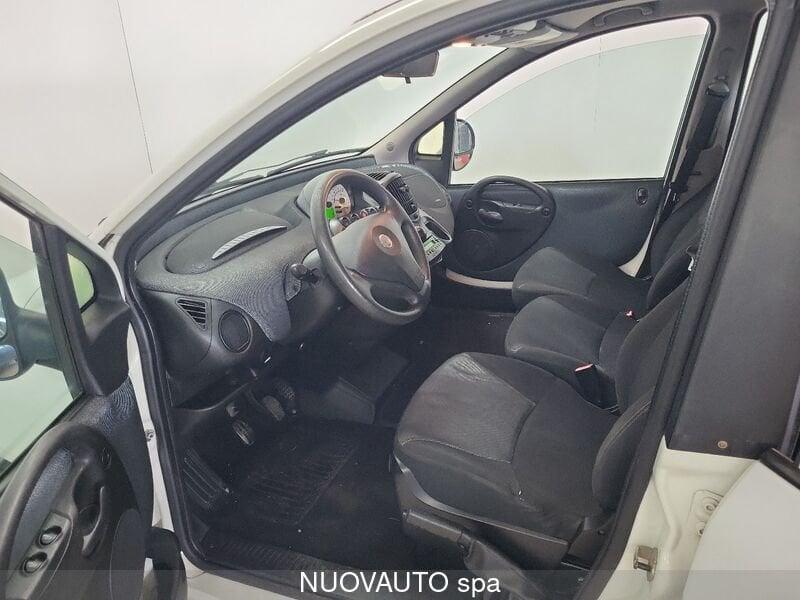 FIAT Multipla Multipla 1.6 16V Natural Power Dynamic