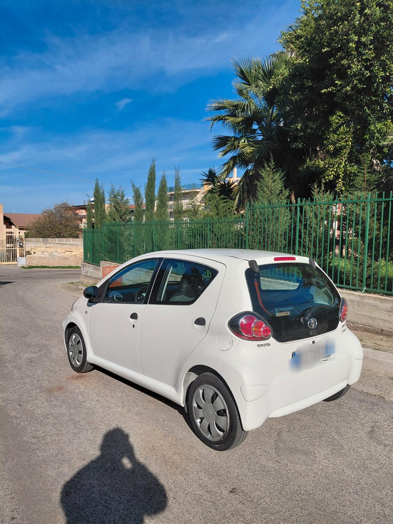 Toyota Aygo 1.0 12V VVT-i 5 porte Active Connect