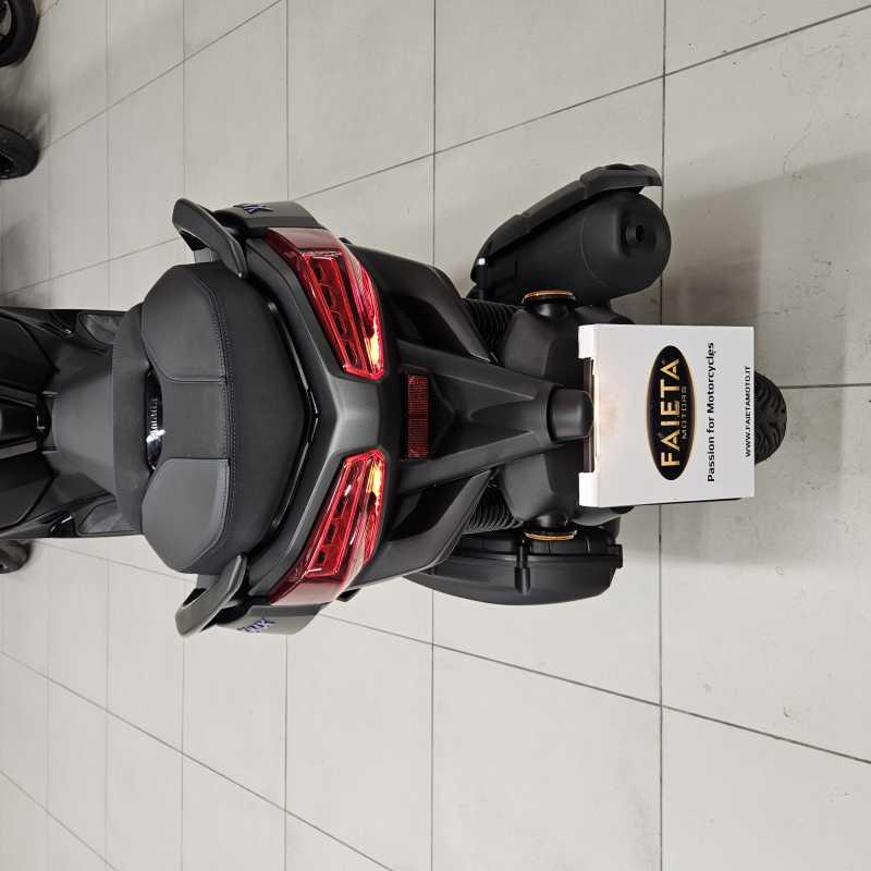 Yamaha X-Max 125 - 2025