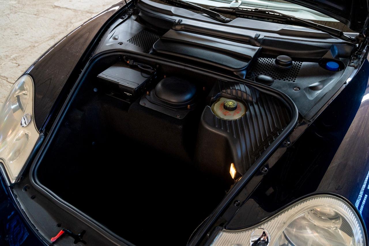 Porsche 911 Carrera 4S cat Cabriolet