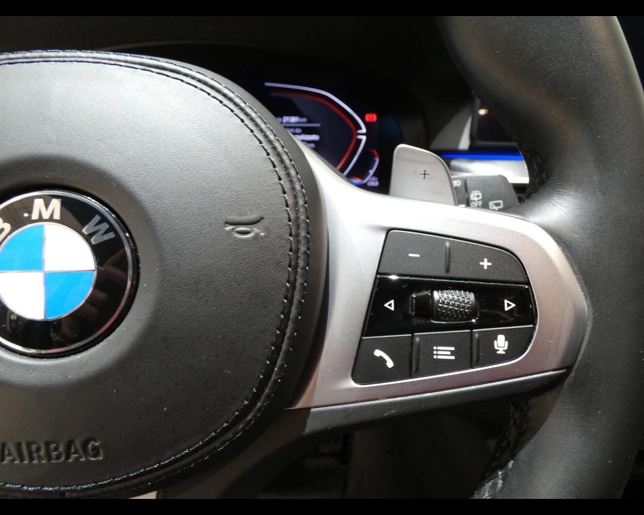 BMW Serie 5(G30/31/F90) - 520d 48V Touring Msport