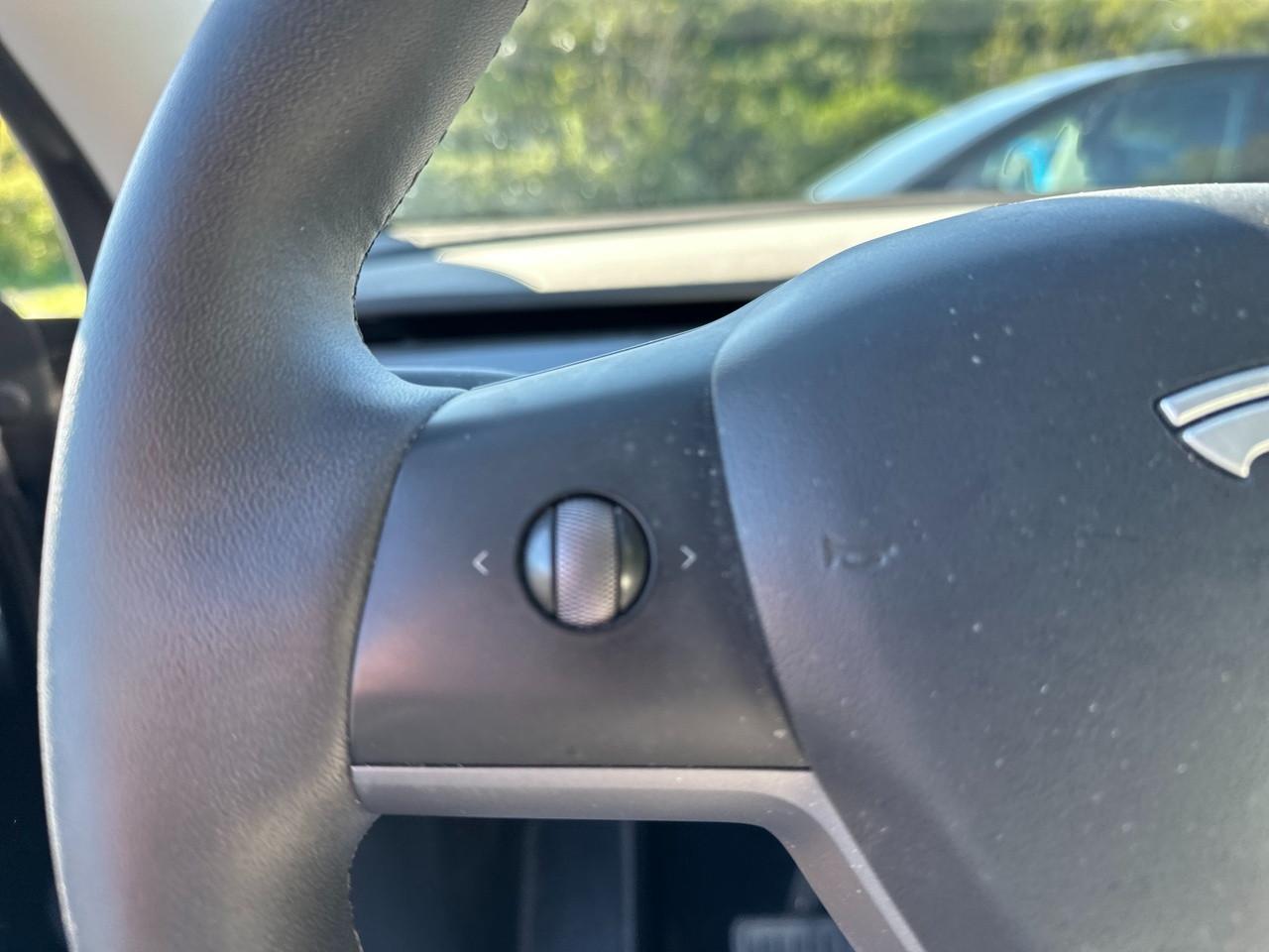 TESLA Model Y 2021 - Model Y Single Motor rwd