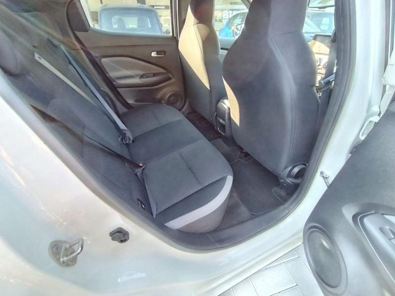 Nissan Juke 1.0 DIG-T 114 Dct N-Connecta
