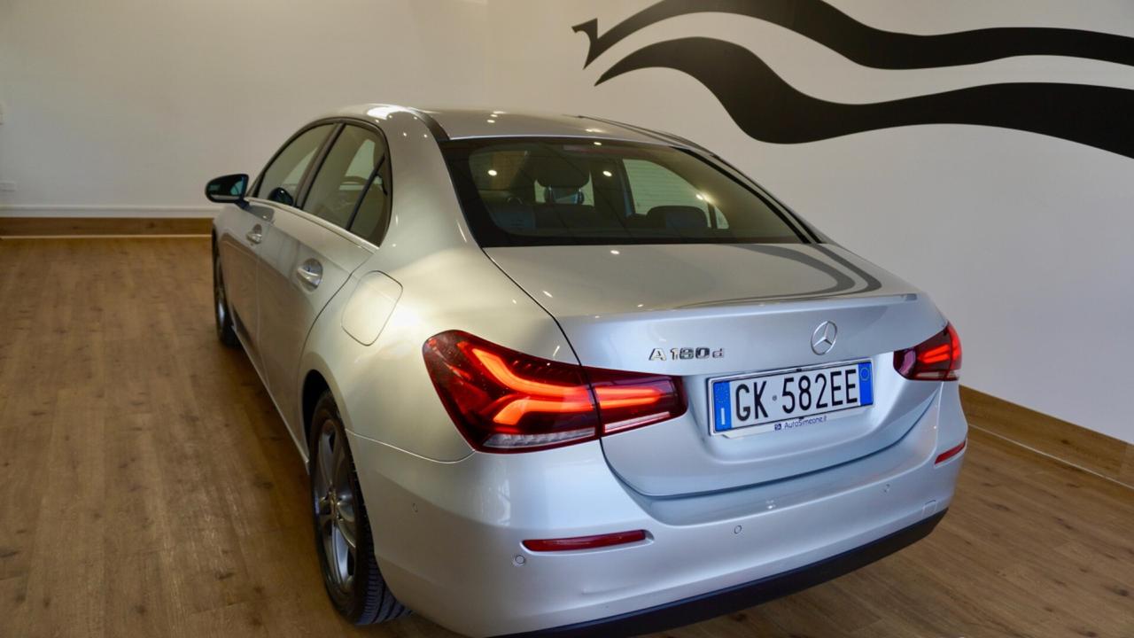 Mercedes-benz A 180 sedan d Business