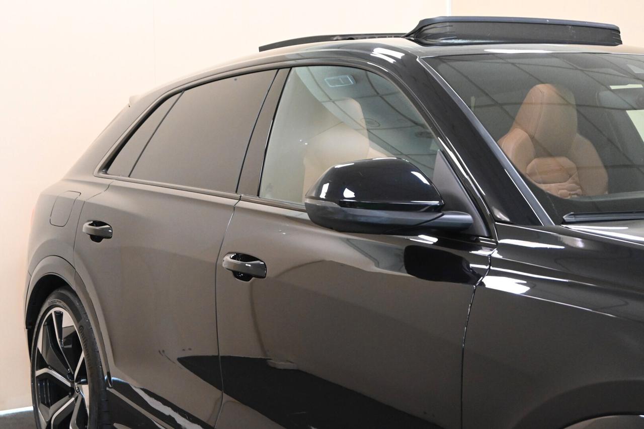 AUDI Q8 RS Q8 TFSI V8 quattro tiptronic