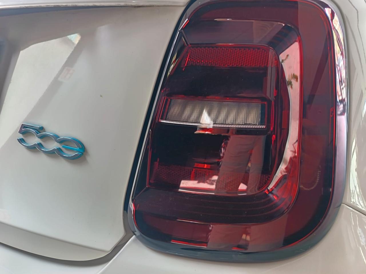 Fiat 500 500e Berlina 23,8 kWh