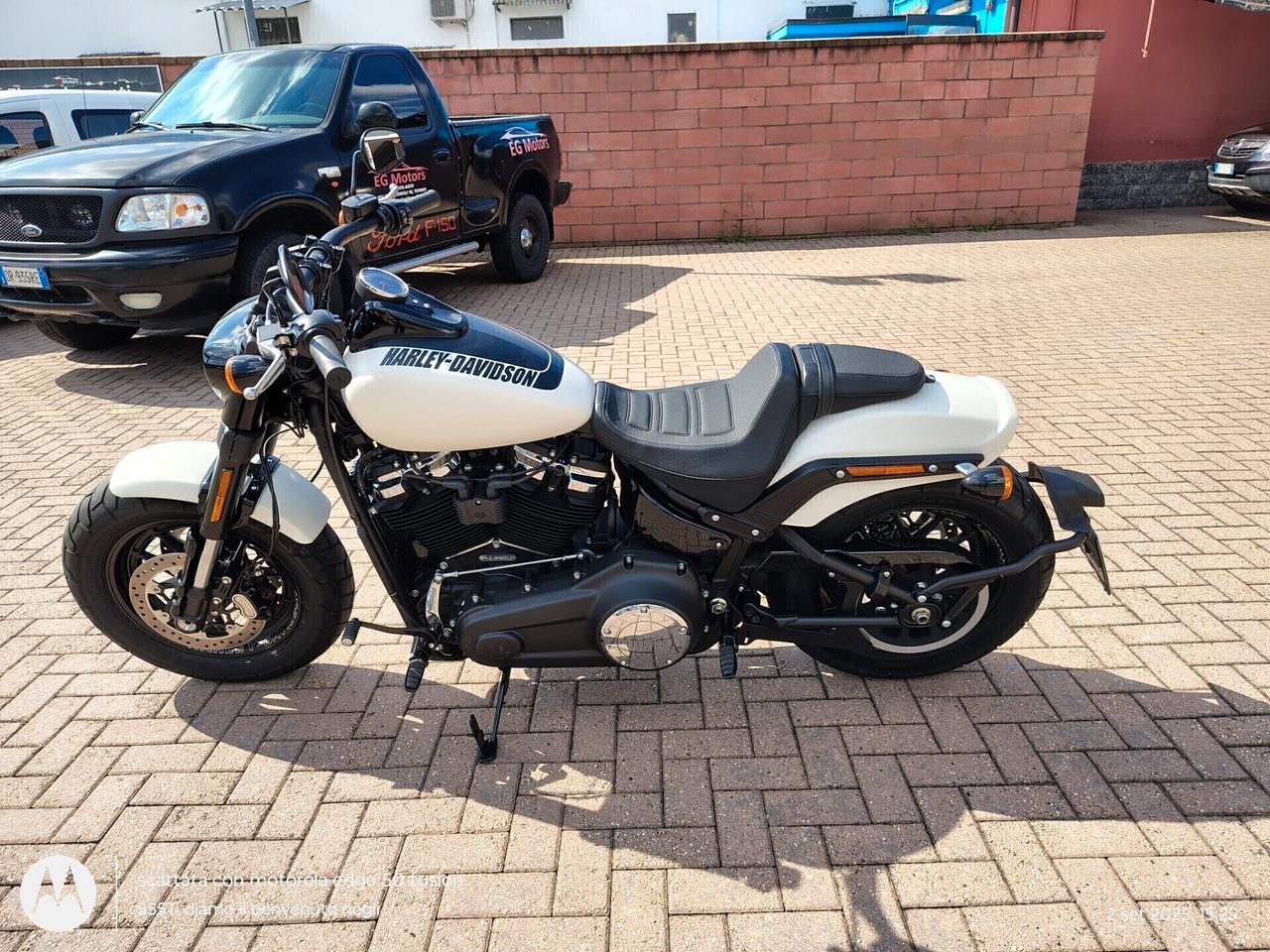 Harley-davidson Softail Fat Bob 114 PERMUTA