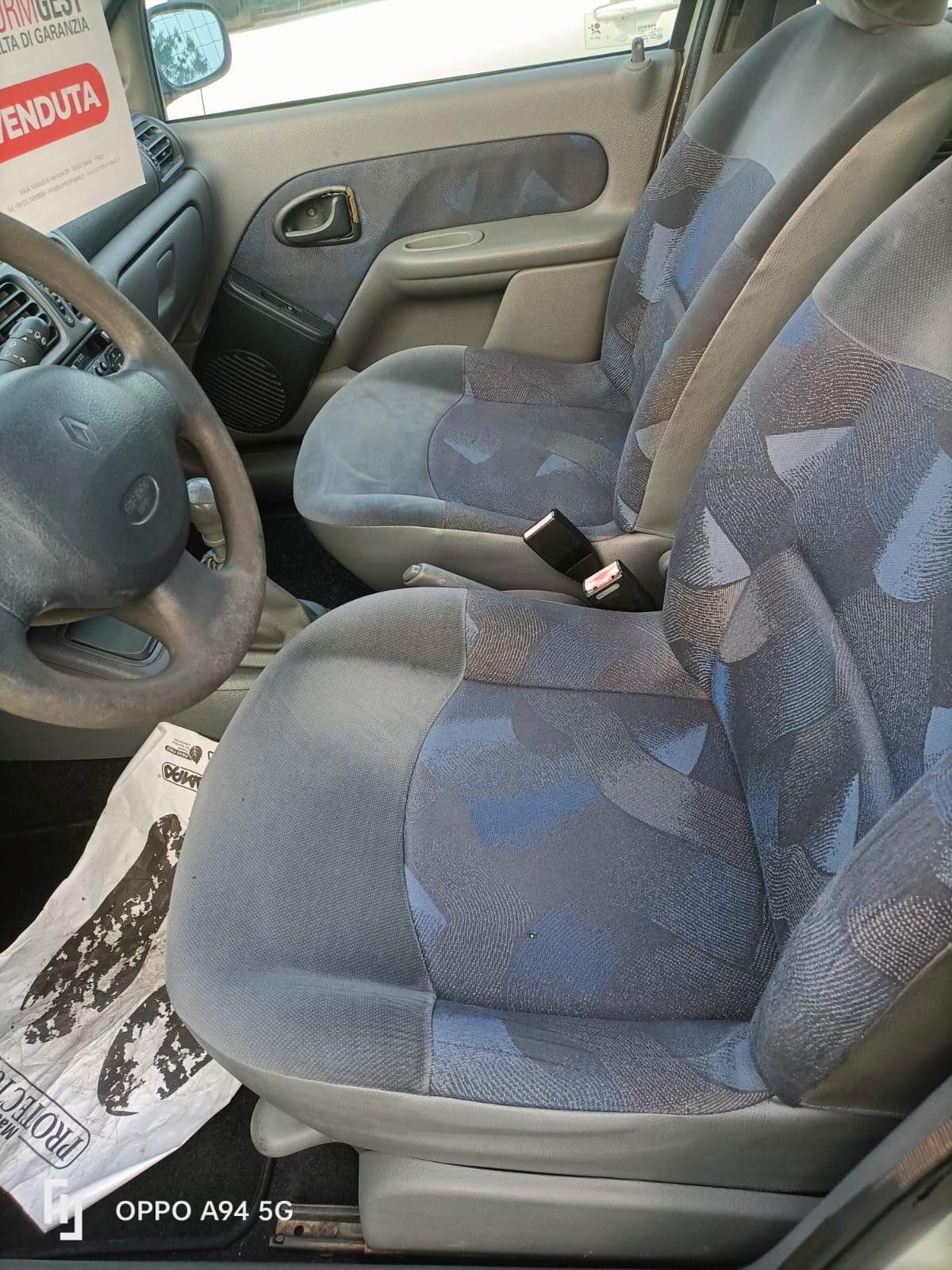Renault Clio 1.2 cat 5 porte RT