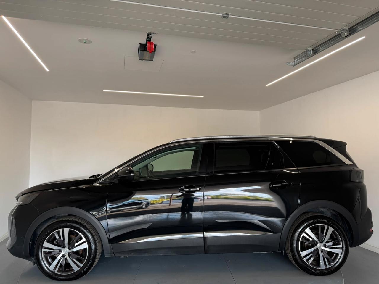 Peugeot 5008 BlueHDi 130 S&S EAT8 Allure