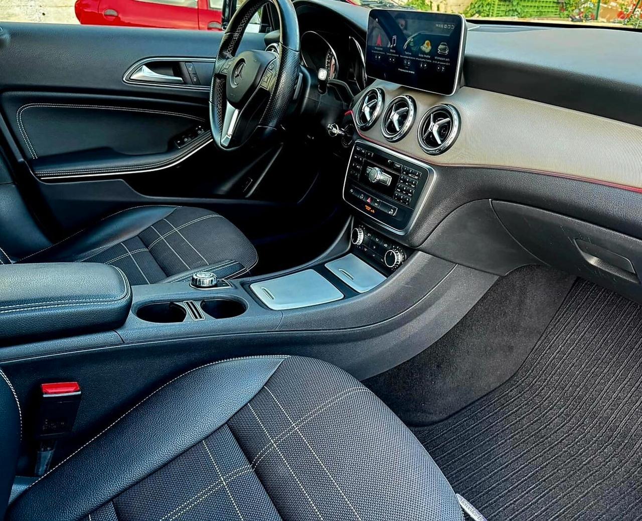 Mercedes-benz GLA 200 CDI Automatic 4Matic Premium