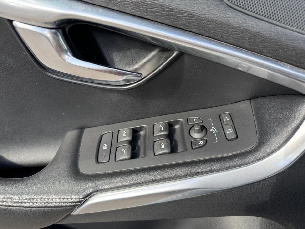 Volvo V40 D2 1.6 diesel R-design NAVI Block Shaft