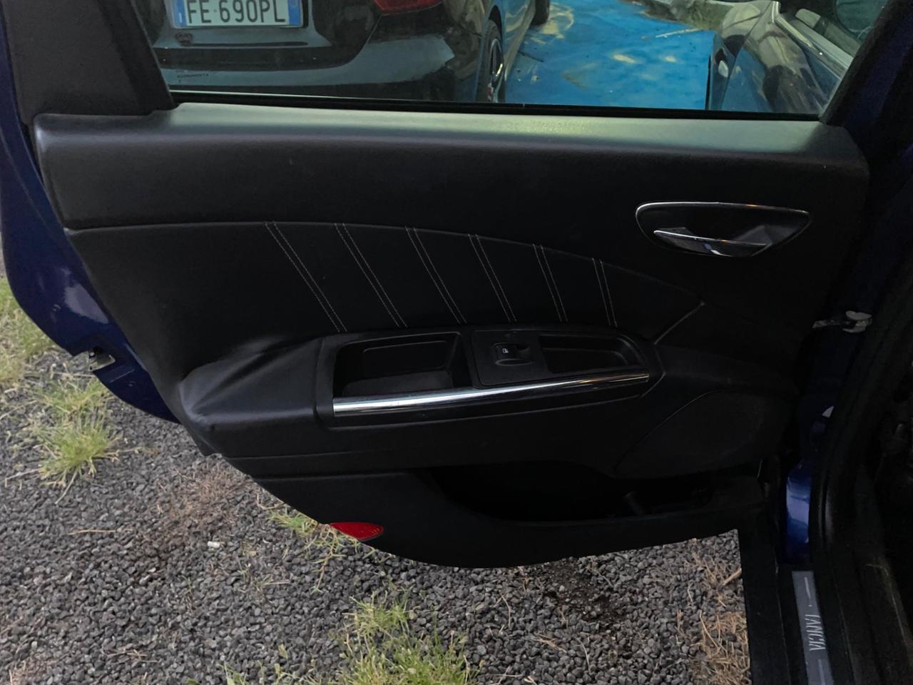Lancia Delta 1.6 MJT DPF Platino
