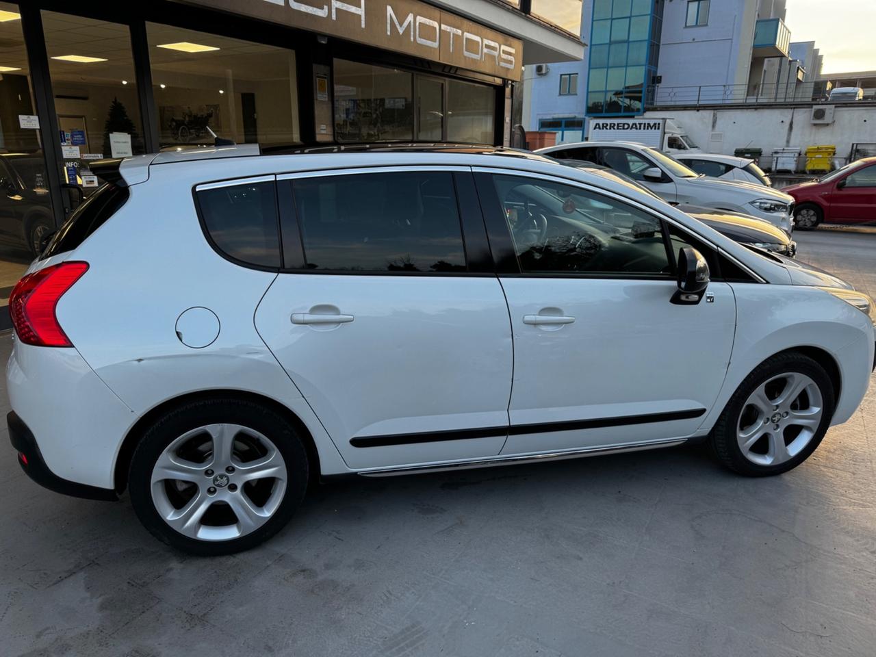 Peugeot 3008 DIESEL HYbrid4