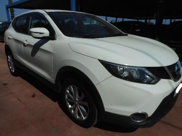 NISSAN Qashqai 1.6 dCi 2WD Acenta Premium