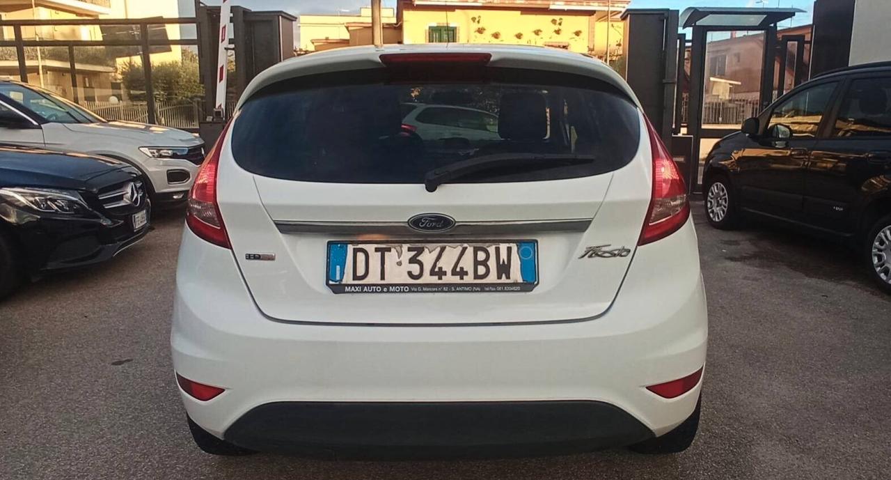 Ford Fiesta 1.4 TDCi 5p. Titanium