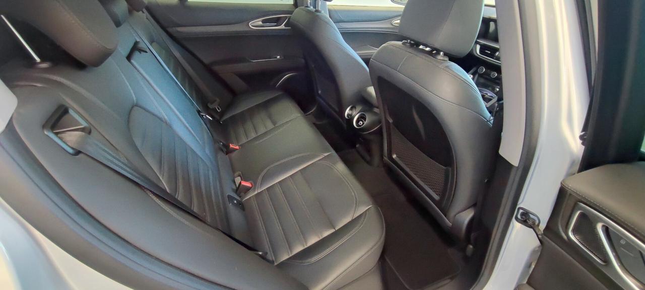 Alfa Romeo Stelvio 2.2 Turbodiesel 210 CV AT8 Q4 Veloce Tì