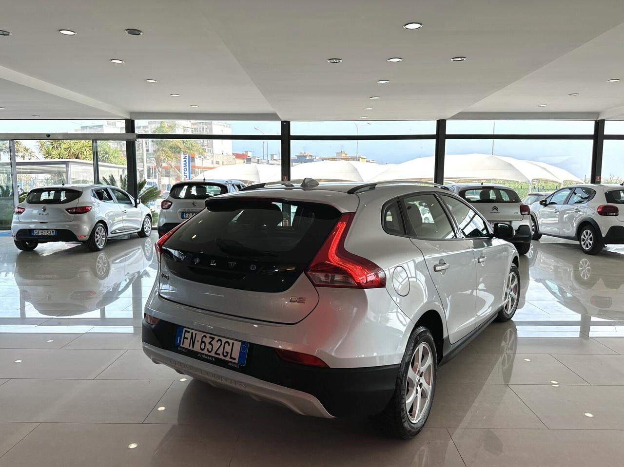 VOLVO V40 CROSS COUNTRY 1.5D STILE PLUS