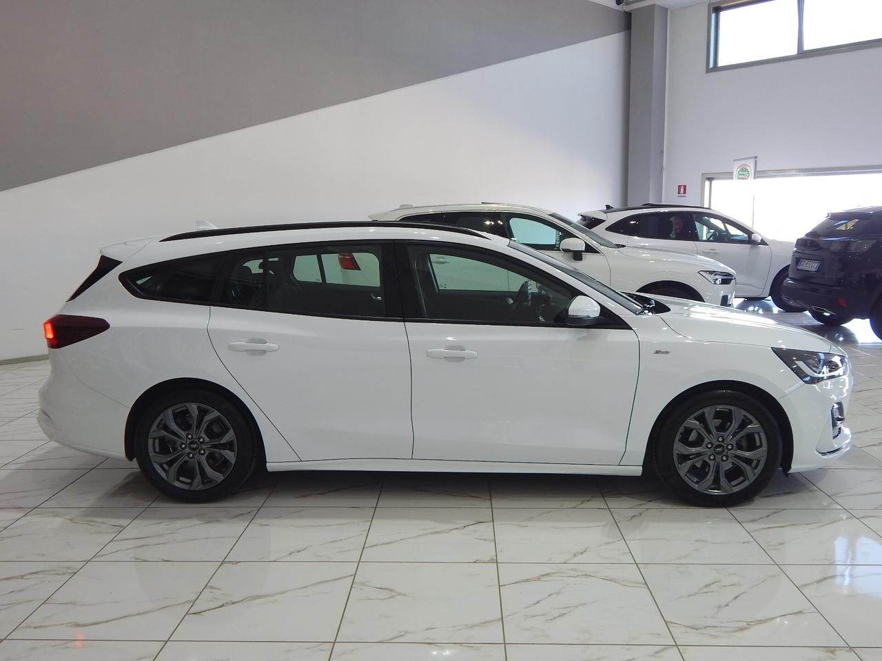 Ford Focus SW 1.5 ecoblue ST-Line 120cv Aut. NAVI-CARPLAY-PARK-LED