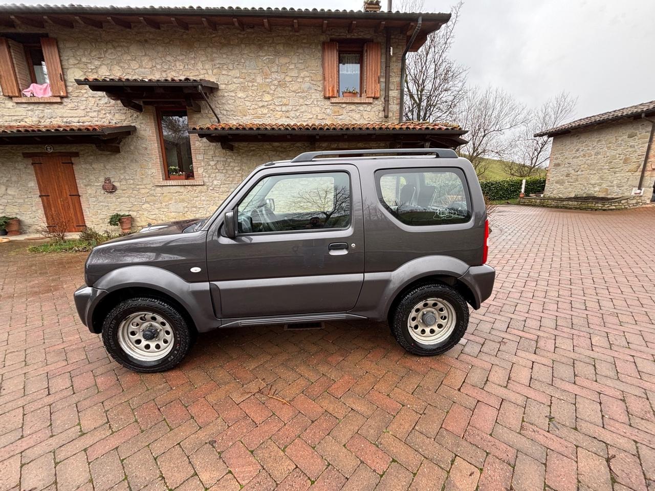 Suzuki Jimny SUZUKI JIMNY 1.3 BENZINA 4X4 4X4r