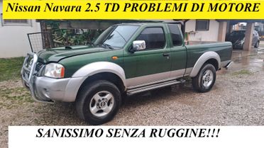 Nissan NAVARA Pick Up CABINASINGOLA