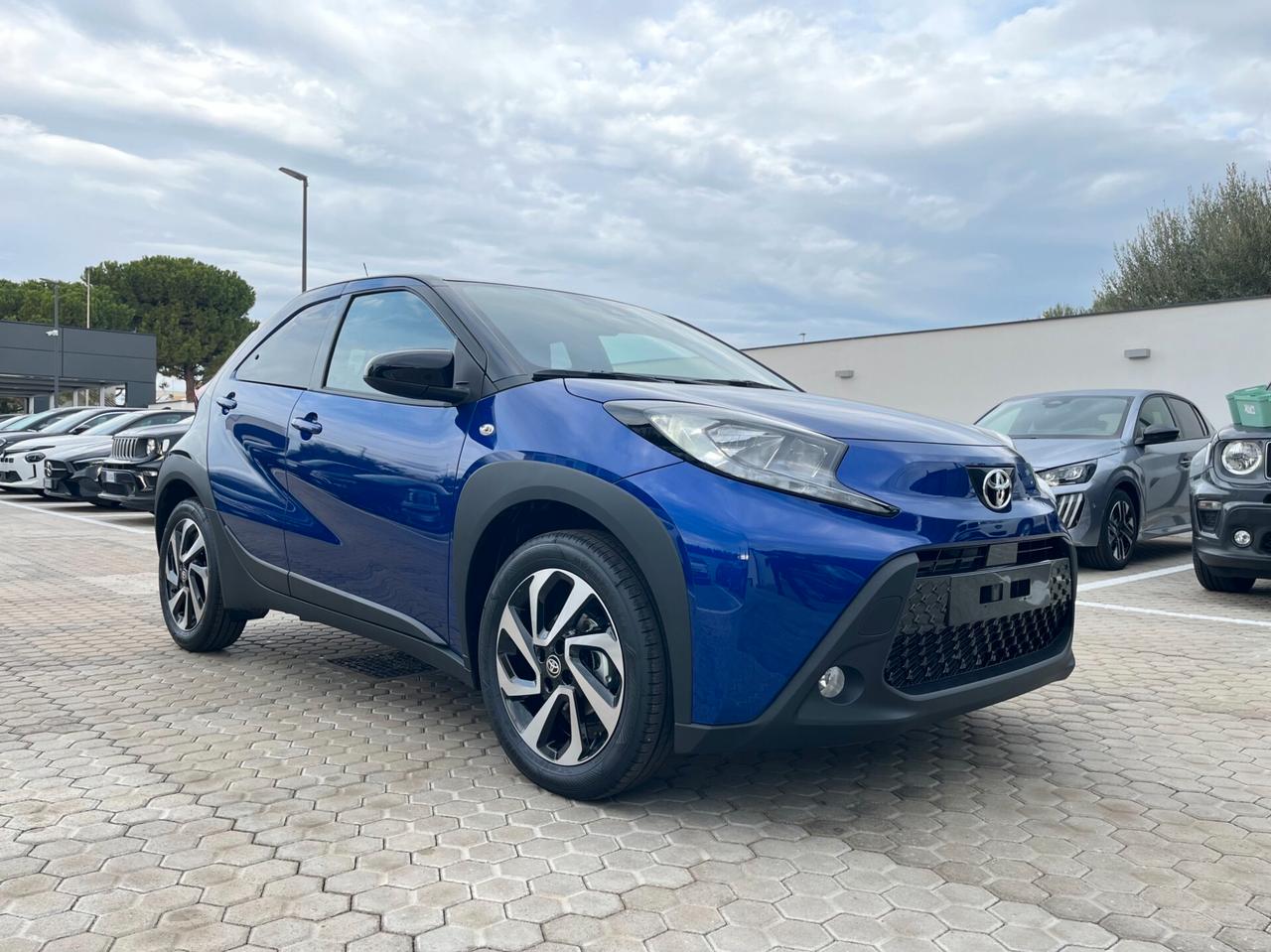 Toyota Aygo X 1.0 VVT-i 72 CV 5 porte Trend Km0