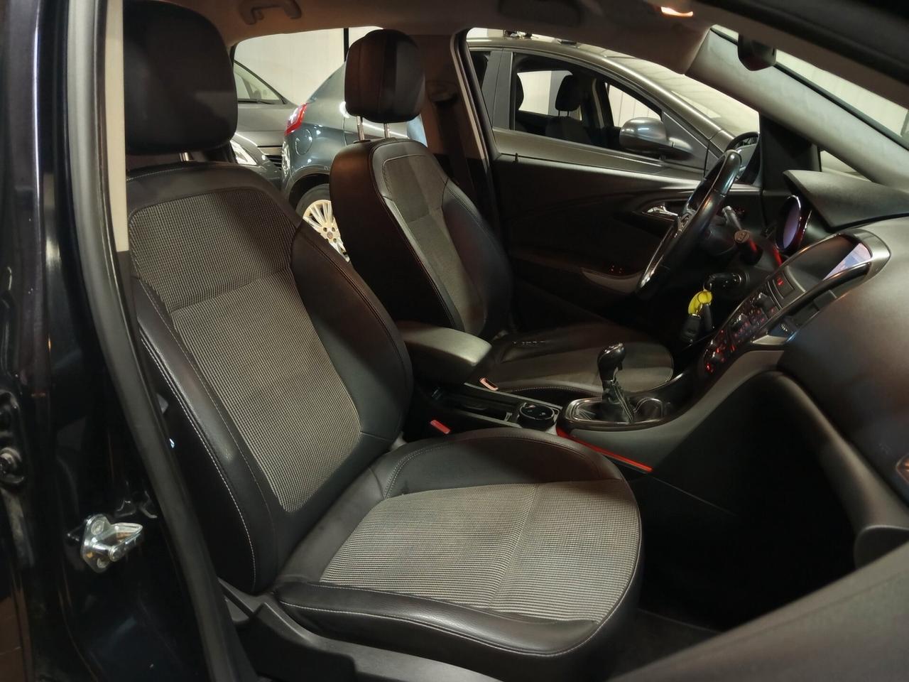 Opel Astra 1.7 CDTI 125CV 5 porte Cosmo ok neopatentati