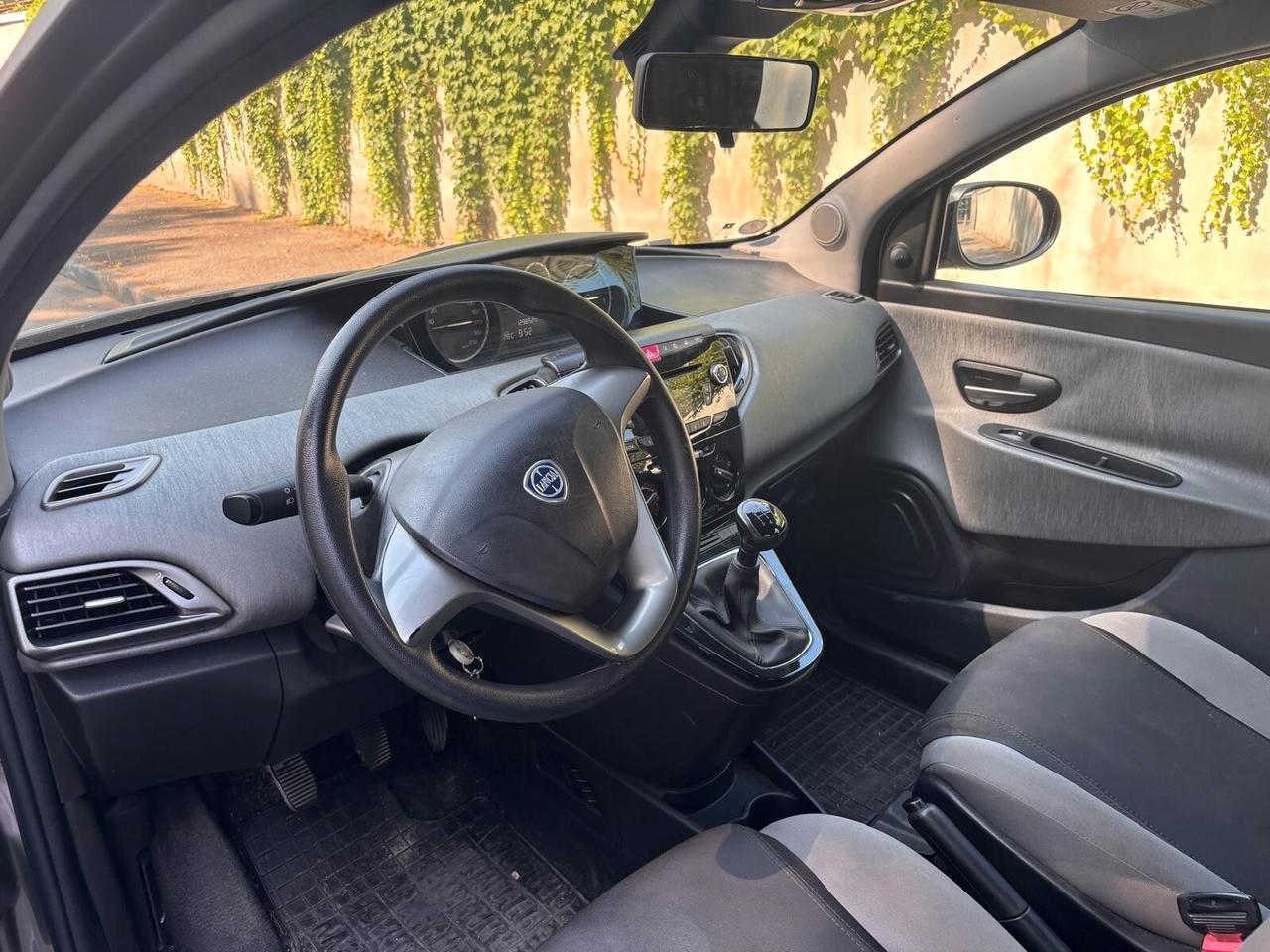 Lancia Ypsilon 1.3 MJT 16V 95 CV 5 porte S&S