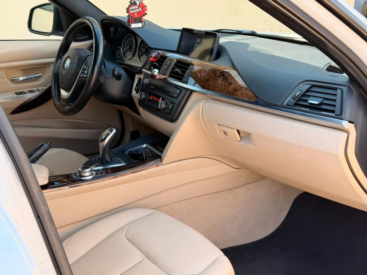 Bmw 330 330dA Luxury
