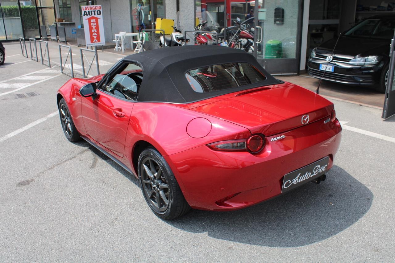 Mazda MX-5 1.5L Skyactiv-Exclusive cabriolet