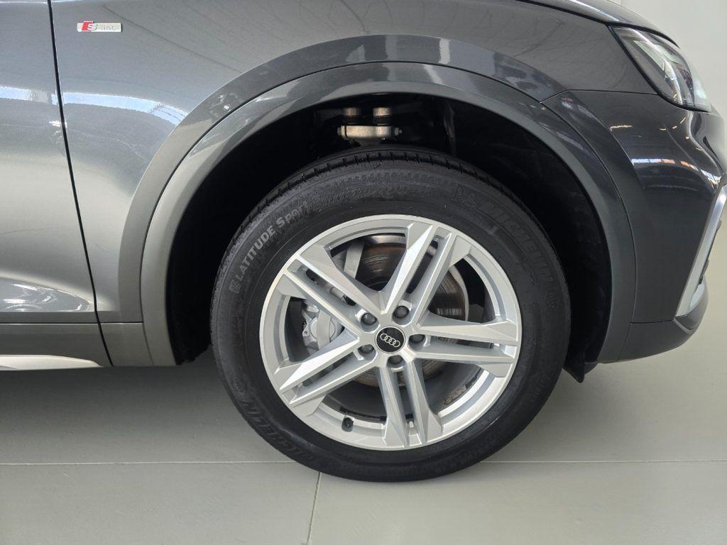Audi Q5 Sportback 40 2.0 tdi mhev 12V S line quattro s-tronic