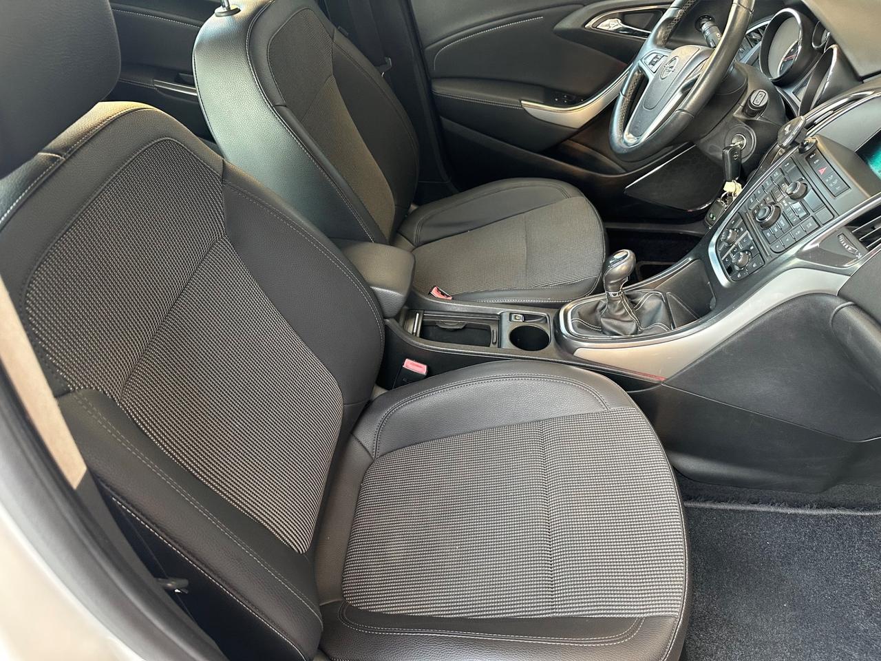 Opel Astra 1.4 Turbo 140CV 5 porte Cosmo