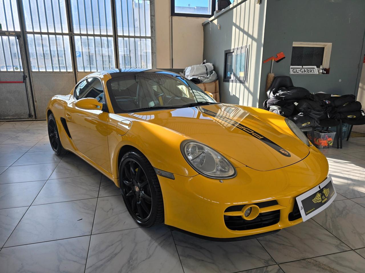 Porsche Cayman 2.7 - Permute