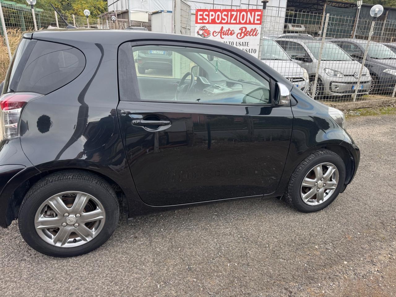 Toyota iQ 1.0 Sol AUTOMATICO NEOPATENTATI