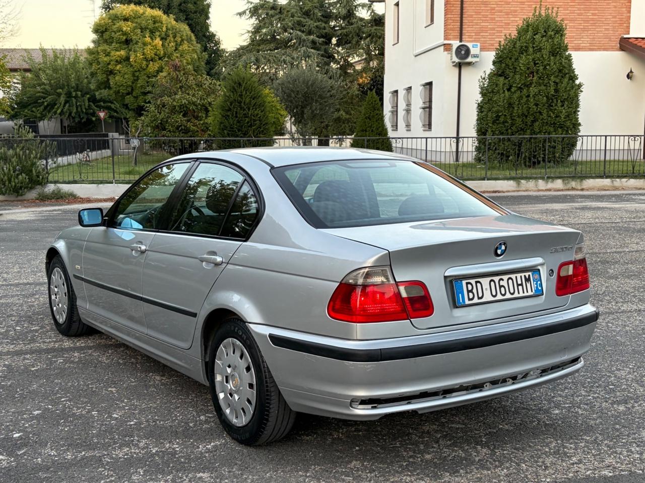 Bmw 320 320d turbodiesel cat 4 porte