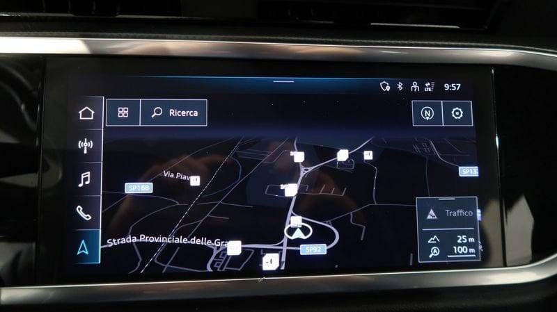 Audi Q3 2.0 35 TDI S Tronic Business #NAVI#CARPLAY#