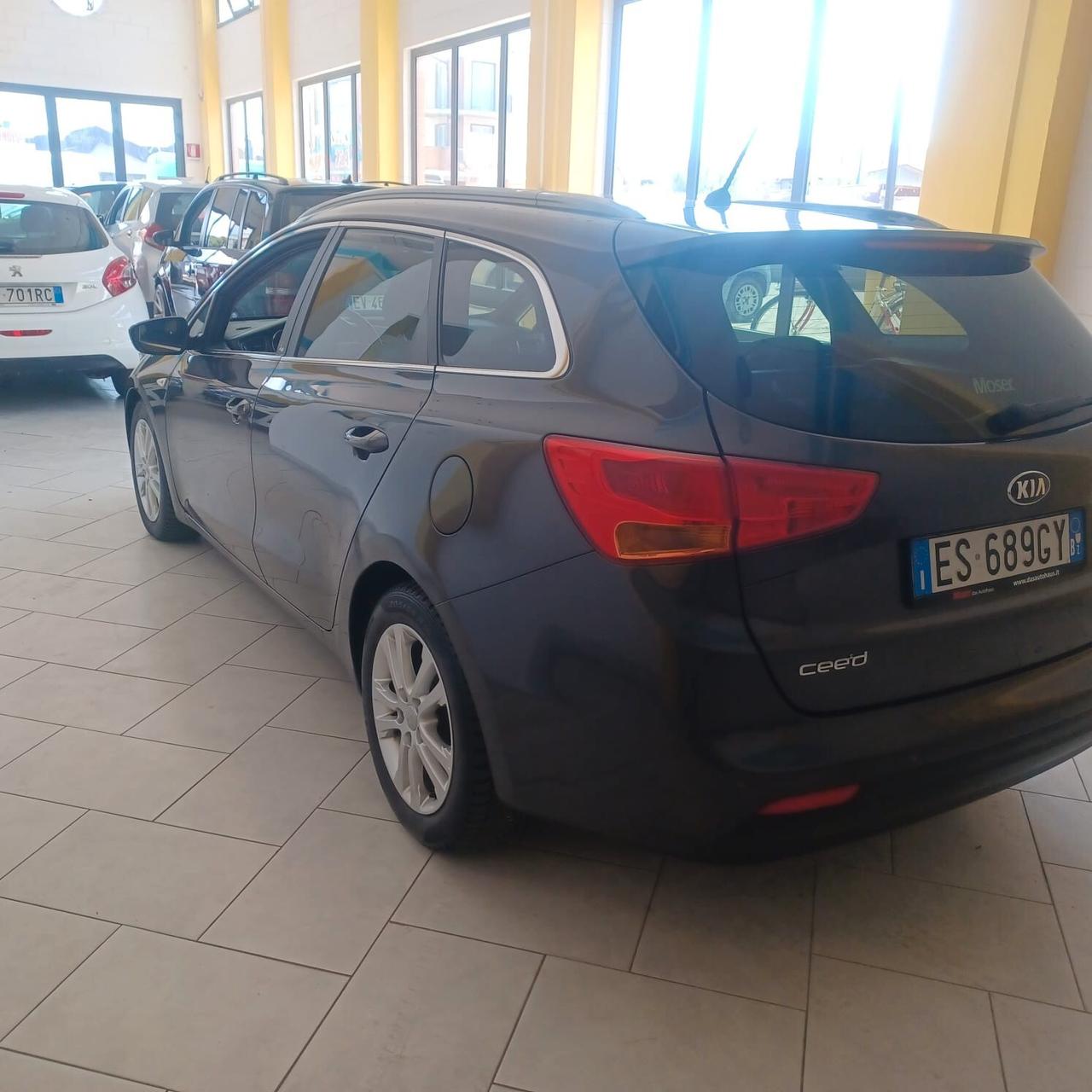 135288KM KIA CEED 1.6 TDI SW OTTIME CONDIZIONI EURO5