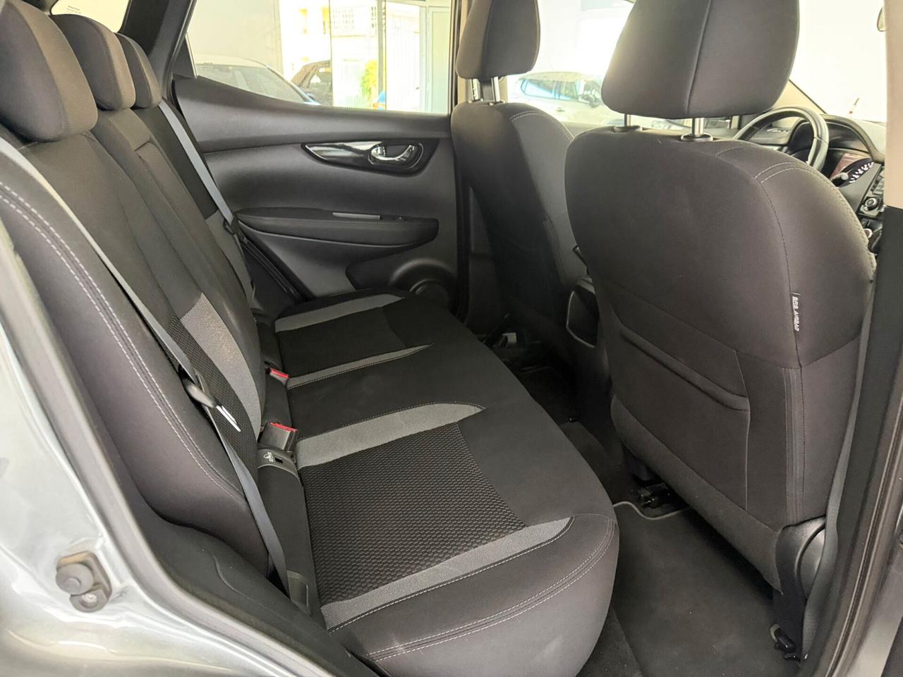 Nissan Qashqai 1.5 dCi Visia