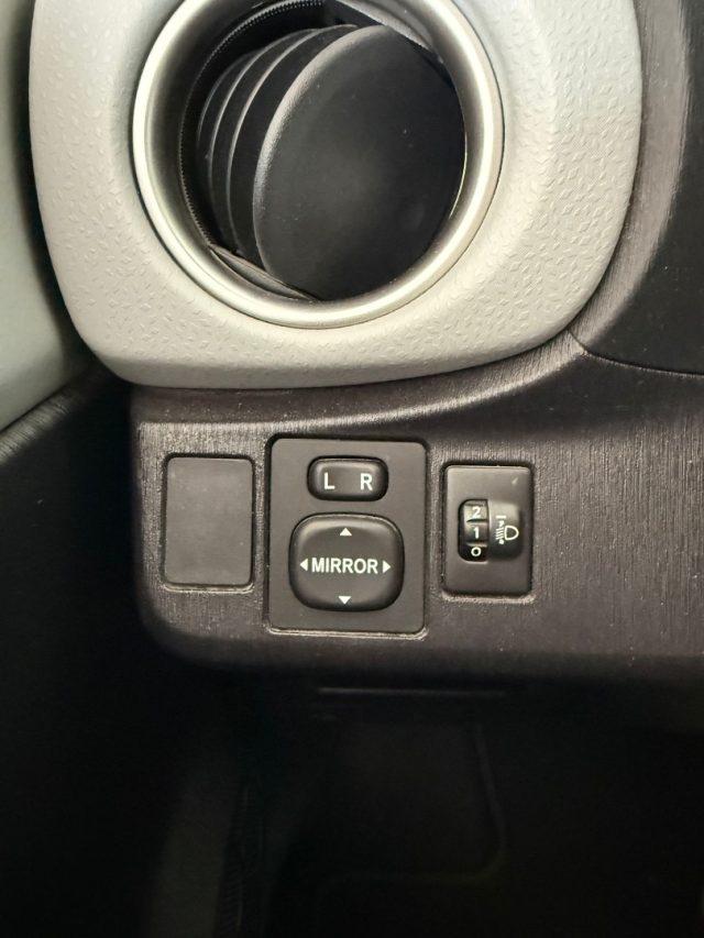 TOYOTA Yaris 1.5 Hybrid 5 porte Lounge Più