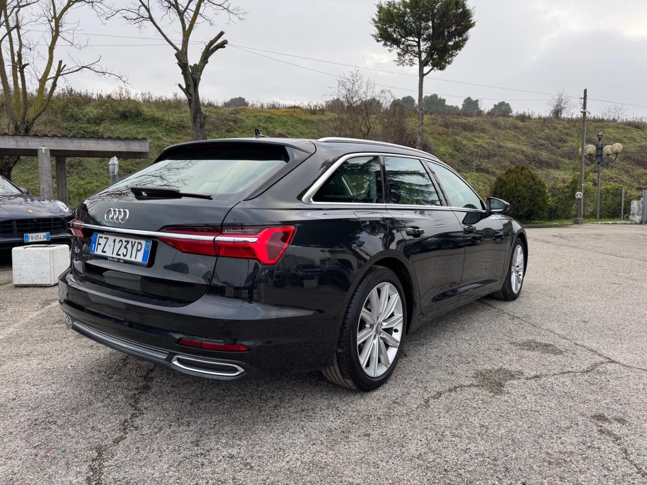 Audi A6 Avant 40 2.0 TDI S tronic Business Design