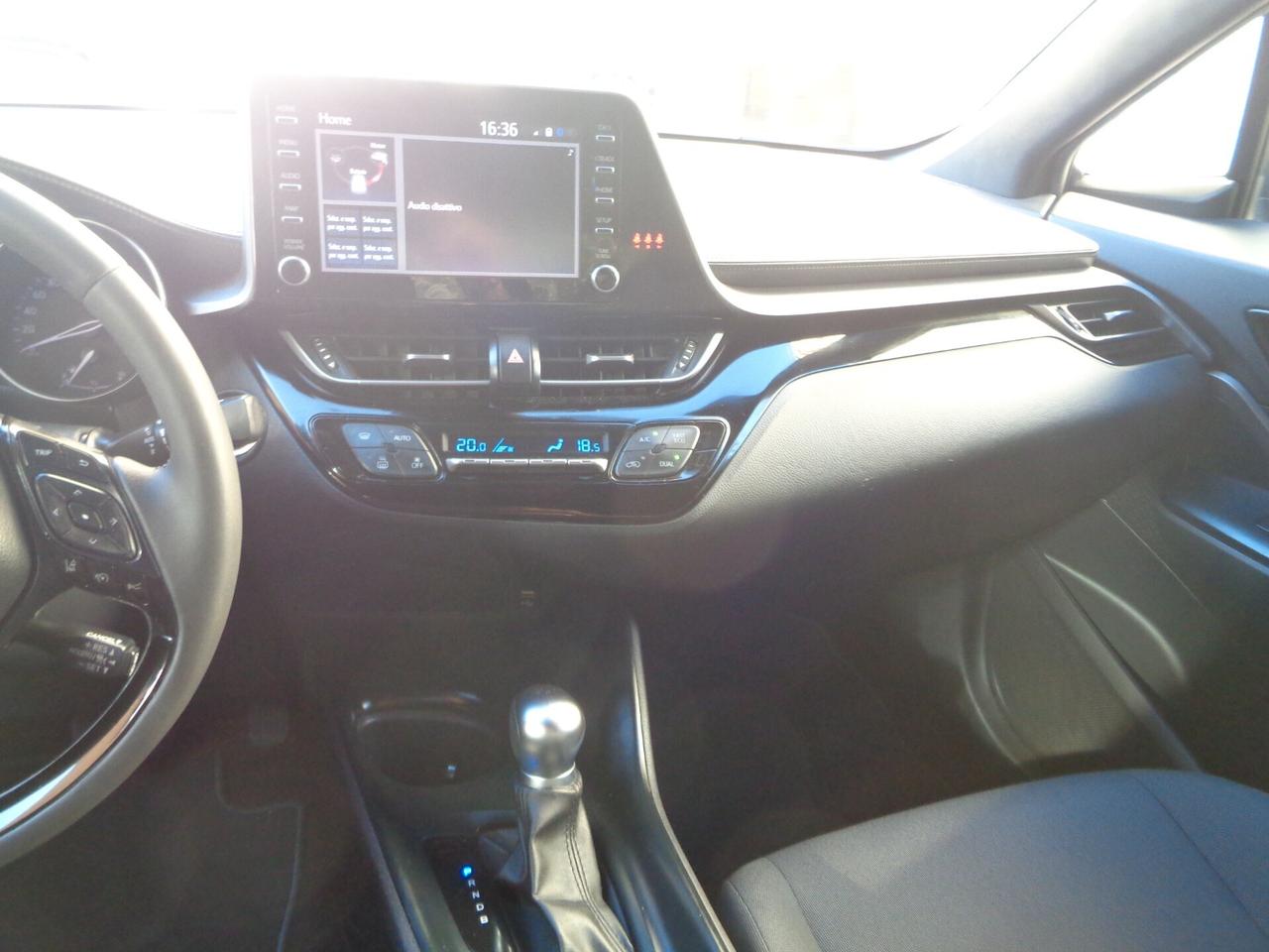 Toyota C-HR 1.8 HV Active NESSUN VINCOLO DI FINANZIAMENTO