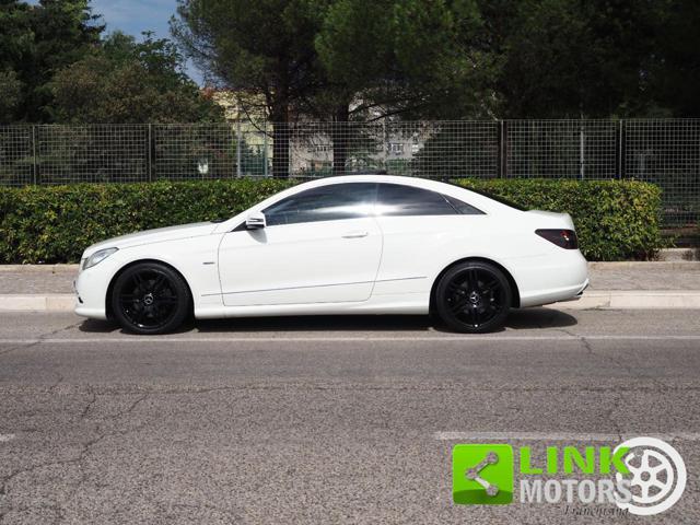 MERCEDES-BENZ E 220 CDI Coupé Avantgarde