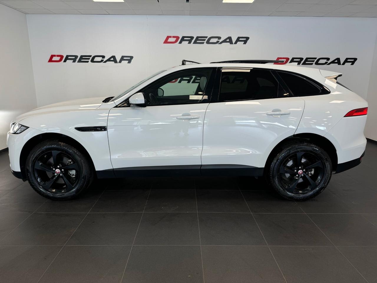 Jaguar F-Pace 2.0 D 180 CV AWD aut. R-Sport TETTO UNIPROP. PARI NUOVO