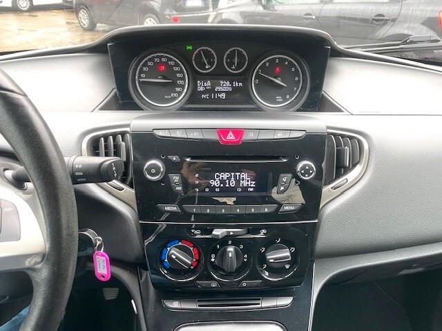 Lancia Ypsilon 1.2 69 Cv 5 porte Gold E6 Km 29.500 certficati!!!!!