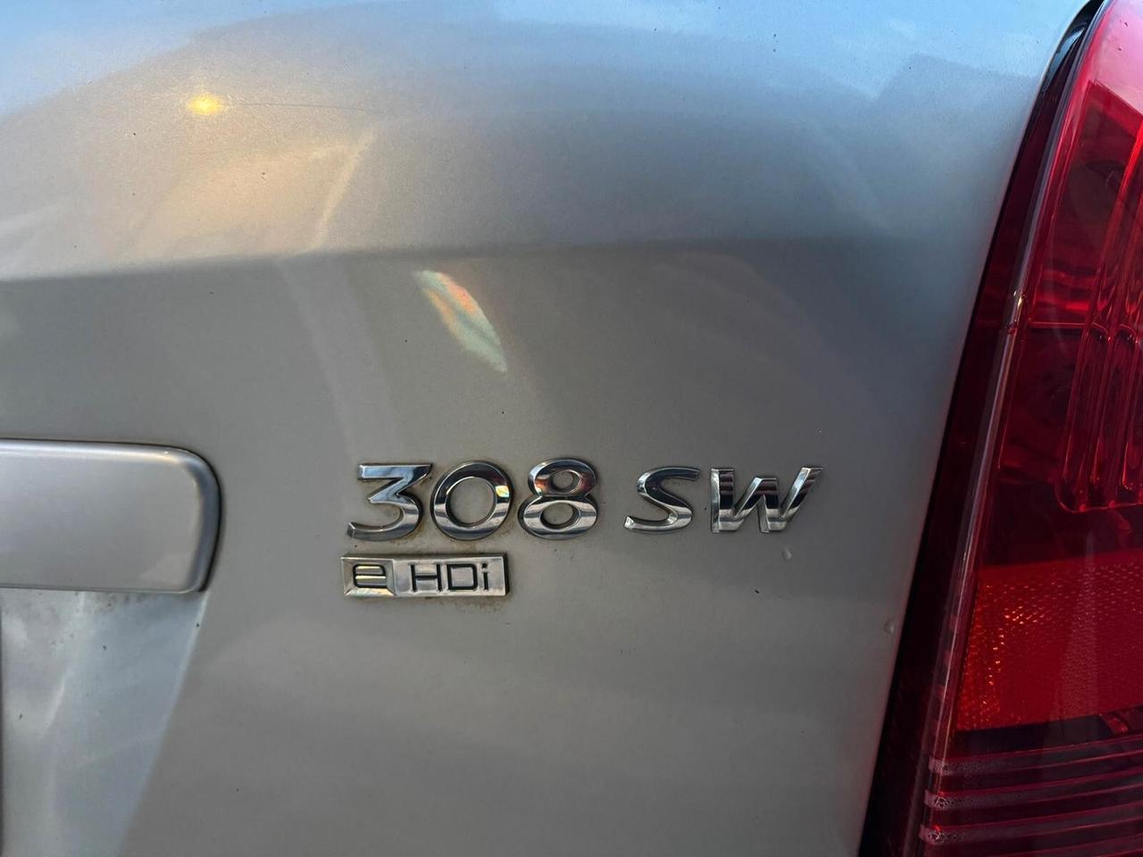 PEUGEOT 308 1.6 8V e-HDi 112cv SW ALLURE