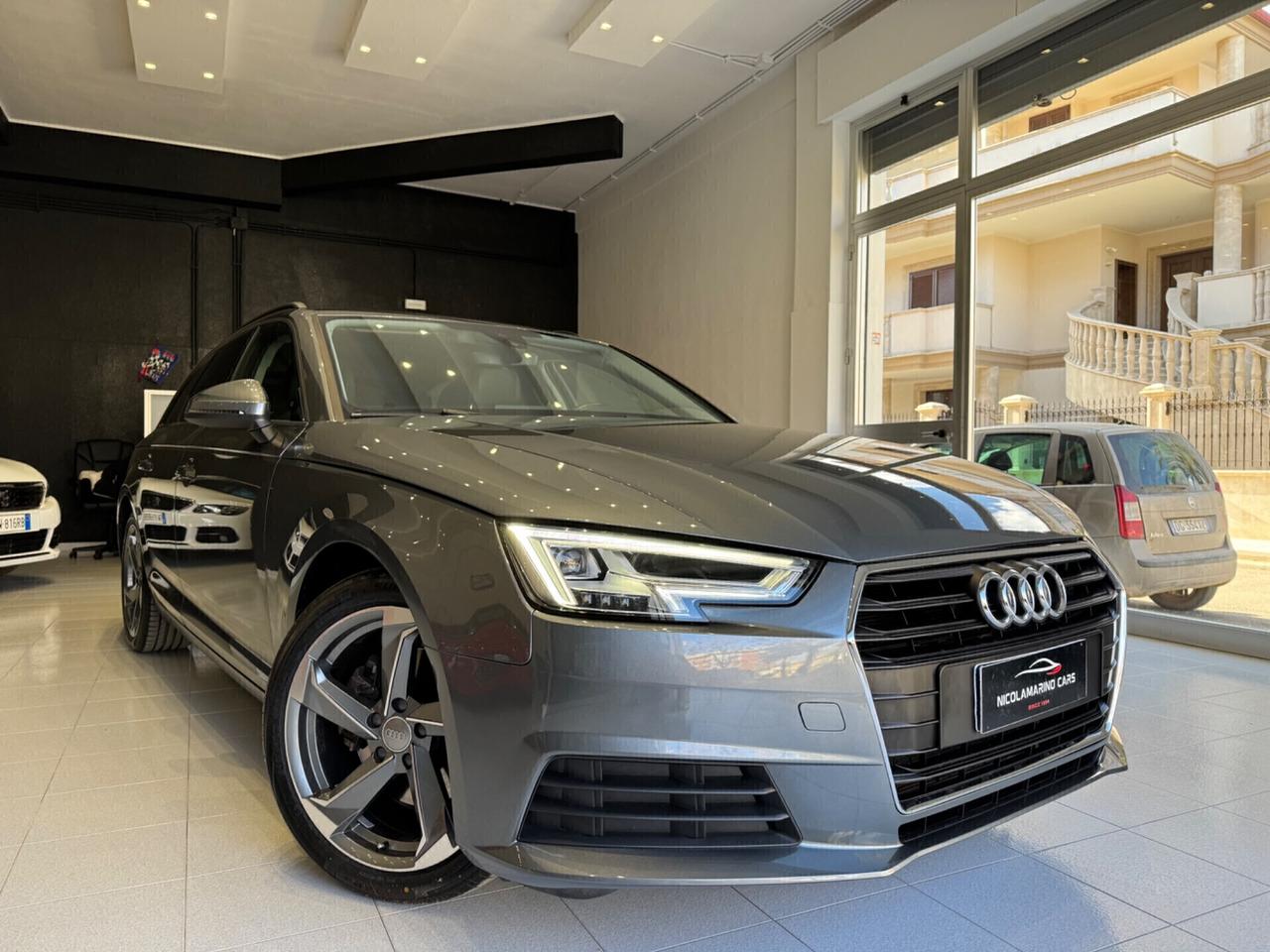 Audi A4 35 TDI S tronic Business “Matrix”